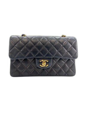 Chanel Shoulder Bag Quilted 23